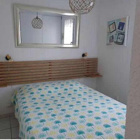 Agreable Rez De Jardin Avec Terrasse Proche Plage Saint-Georges-de-Didonne Exterior photo