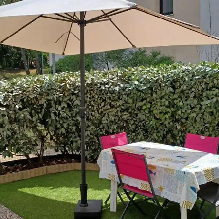 Agreable Rez De Jardin Avec Terrasse Proche Plage Saint-Georges-de-Didonne Exterior photo