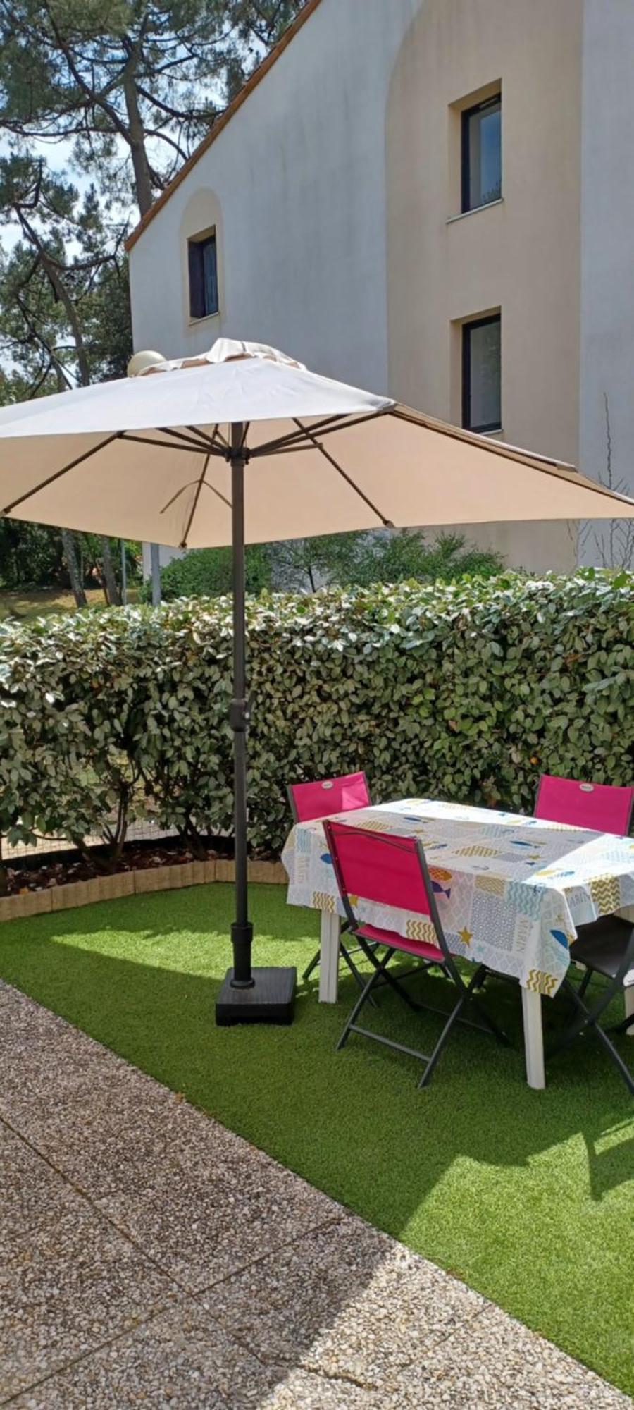 Apartment Agreable Rez De Jardin Avec Terrasse Proche