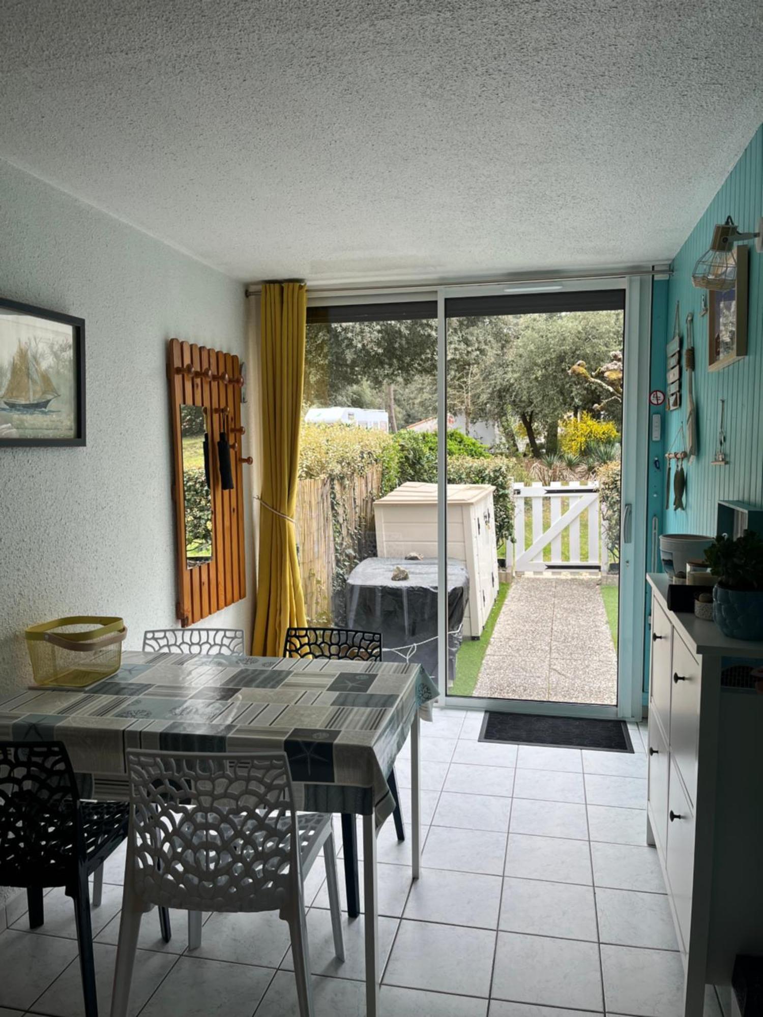 Agreable Rez De Jardin Avec Terrasse Proche Apartment Saint-Georges-de-Didonne